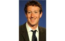 扎克伯格：不能靠一時(shí)的靈感或才華，而是需要一年又一年的實(shí)踐和努力。凡事了不起的事情都需要大量的努力